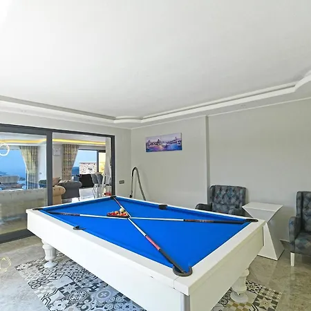 Sleeps 6 Pool Air Con Wifi * Kalkan