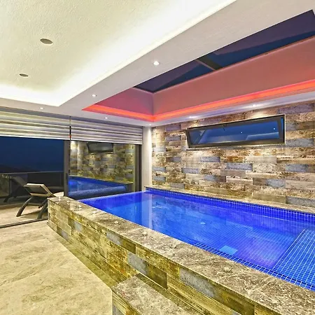 Willa Sleeps 6 Pool Air Con Wifi Kalkan