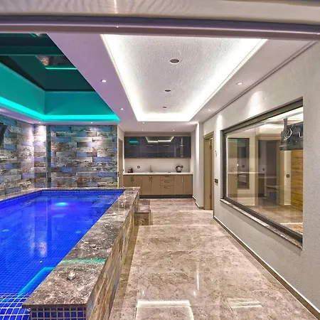 Sleeps 6 Pool Air Con Wifi Villa *